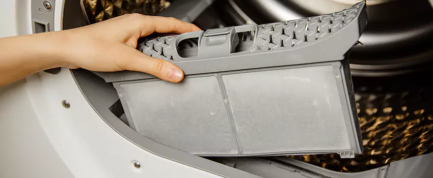 Signs Of A Clogged Dryer Lint Trap in Goodlettsville, Tennessee